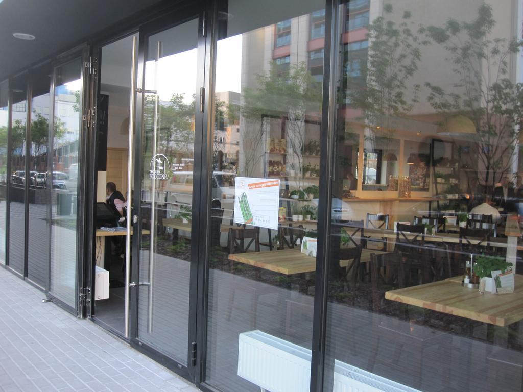 Inceety Studio Apartment วอร์ซอ ภายนอก รูปภาพ