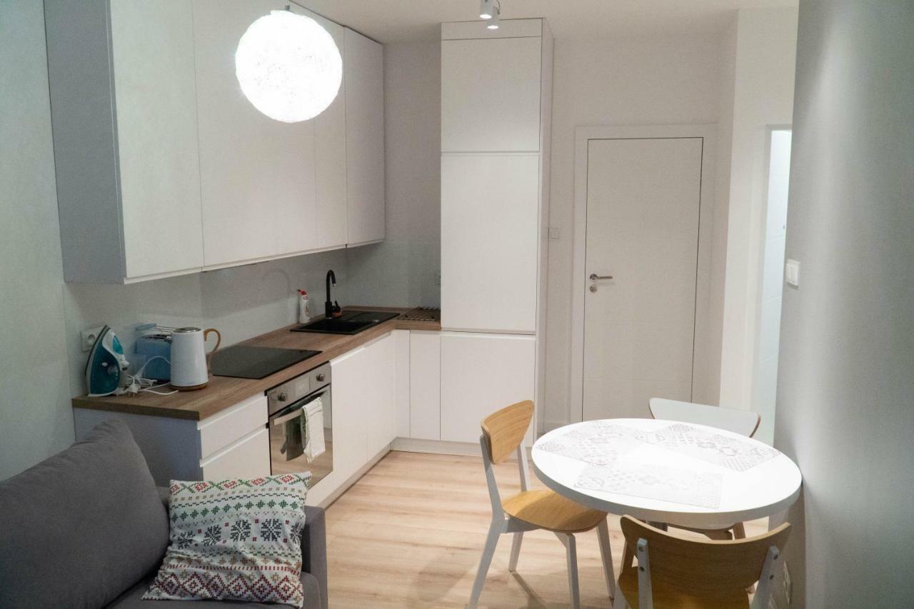 Inceety Studio Apartment วอร์ซอ ภายนอก รูปภาพ