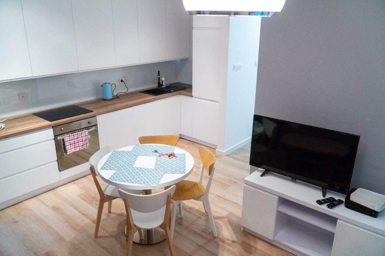 Inceety Studio Apartment วอร์ซอ ภายนอก รูปภาพ
